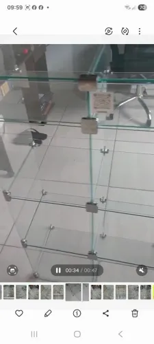 Balcão expositor de vidro novo