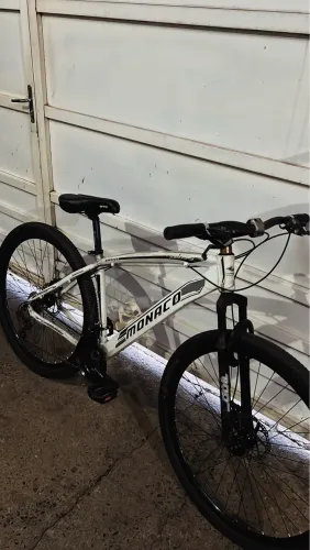 Bicicleta aro 29 Mônaco