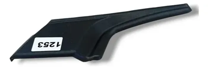 Moldura Churrasqueira Direito Toyota Yaris Sedan 2024
