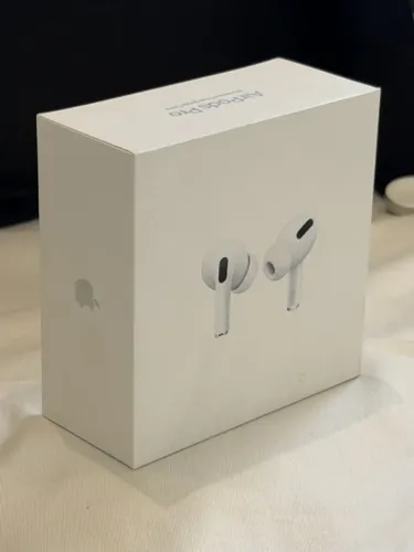 AirPods Pro com Estojo de Recarga Wireless - Perfeito Estado