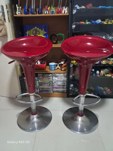 Banquetas super lindas e em ótimo estado