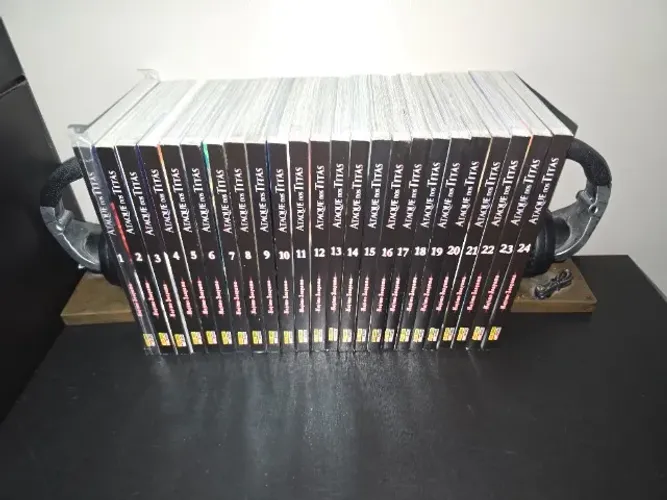 Mangá Ataque dos Titãs - Coleção completa