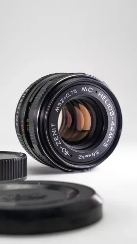 Lente Helios 44M-5