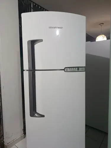 Geladeira frost free dúplex ótimas condições