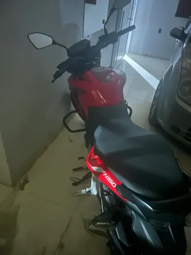 Vendo moto nova