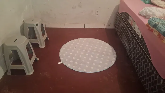 Alugo quarto 