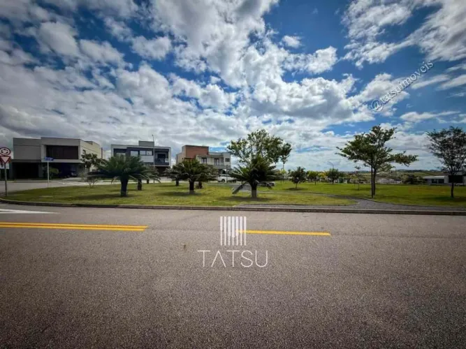 Terreno à venda, 547 m² Quadra Q1 com Declive e Vista Eterna/Linda para as Montanhas - São