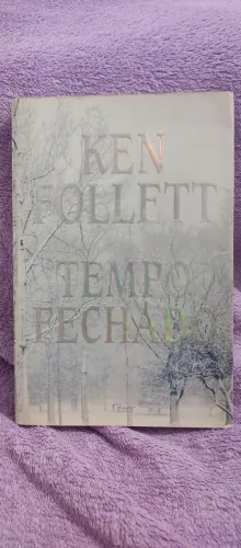Livro Tempo fechado 
