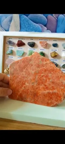 Pedra laranja decorativa 2300g