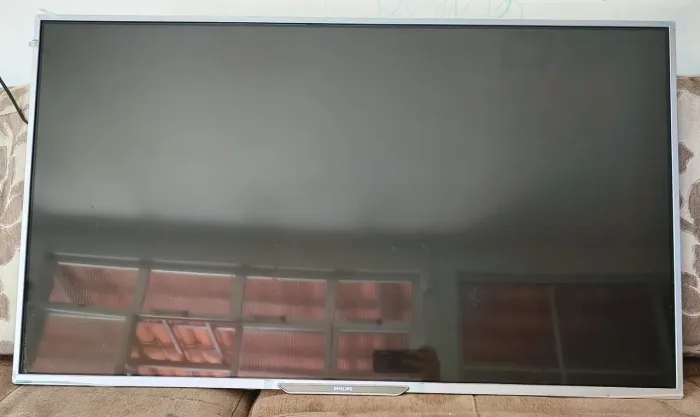 TV 42" Philips para retirada da tela