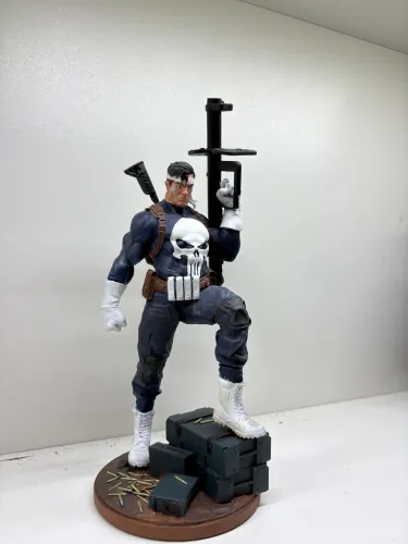 Punisher Justiceiro estatua 1/9 ñ é iron sideshow kotobukiya