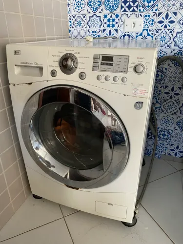 Máquina lava e seca LG (leia legenda) 