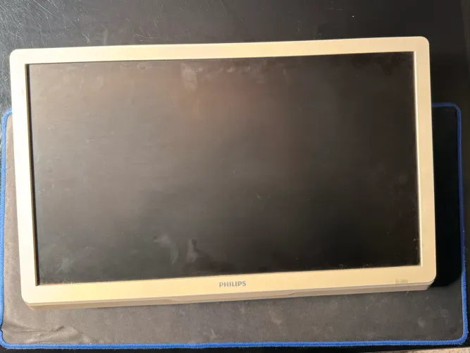 Philips TV 24 polegadas 24PFL3017D/78
