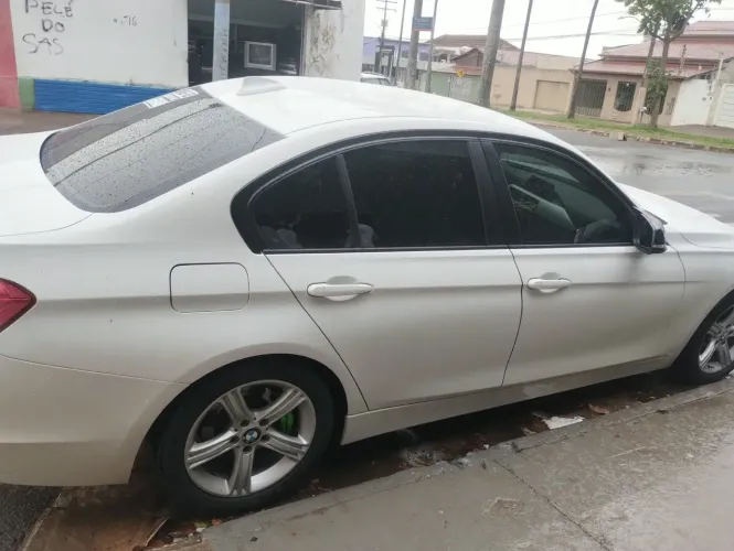 BMW 320I A 2.0 Turbo/activeflex 16V 184cv 4P 2014