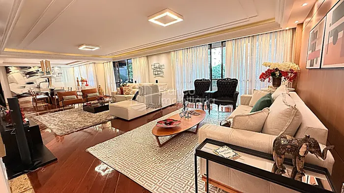 Apartamento para venda possui 400 metros quadrados com 5 quartos em Icaraí - Niterói - RJ