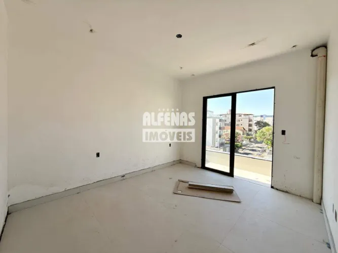 Área privativa à venda 3 quartos no Bairro Eldorado