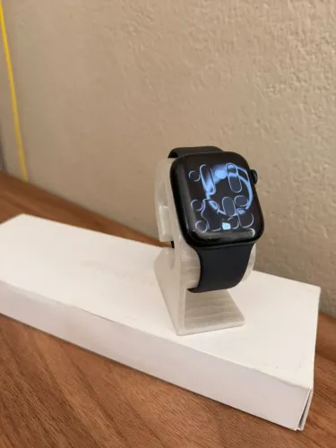 Apple Watch Series 7<br><br>44MM<br>Bateria: 80%<br>Cor: Midnight <br>Modelo: GPS + Cell<br><br>*R$ 949,00*