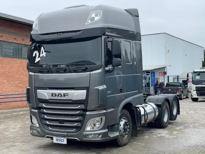 DAF XF 480 6X2 ANO 2024 EURO 6 - COM 355 MIL KM - DEFLETOR DE AR + FROTA SVD