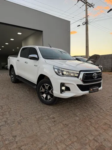 Toyota Hilux CD SRX 4X4 2.8 TDI 16V Diesel Aut. 2019