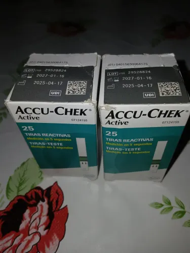 Fitas Accu-Chek Active com duas caixas no total de 50 unidades