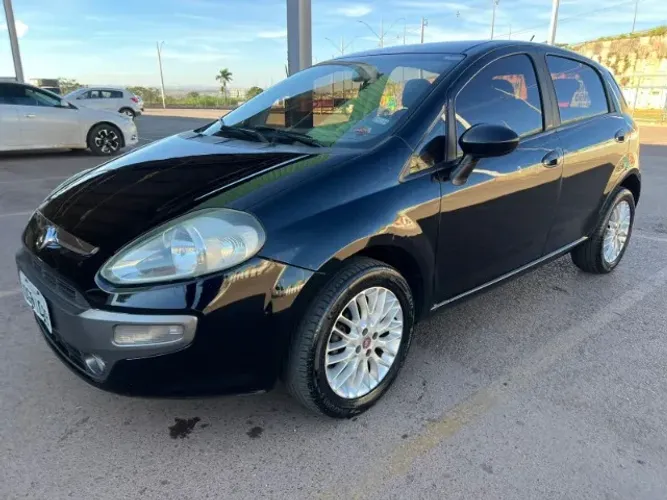 Fiat Punto Essence 1.6 Flex 16V 5P 2013