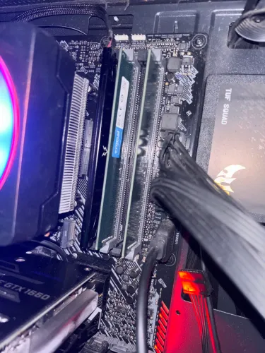 2 Memórias RAM DDR4 4GB 2400MHz para PC - 8GB Total - Testadas