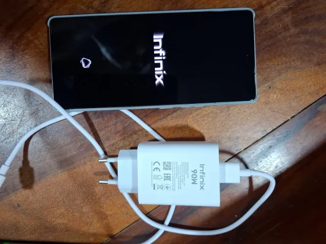 Vendo celular Infinixm note 50 pro 