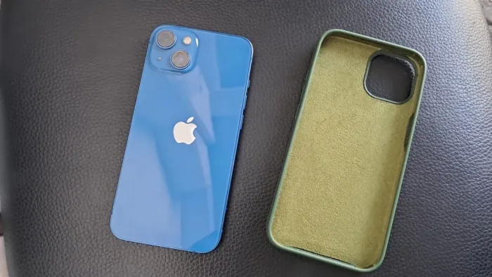 iPhone 13