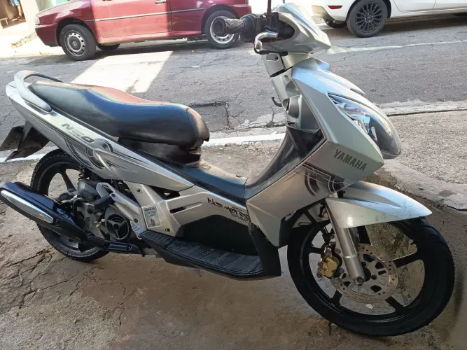 Moto Neon 115