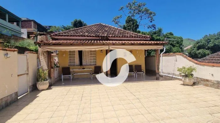 Casa à venda, 200 m² por R$ 490.000,00 - Engenhoca - Niterói/RJ