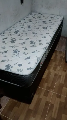 Cama box solteiro R$ 400