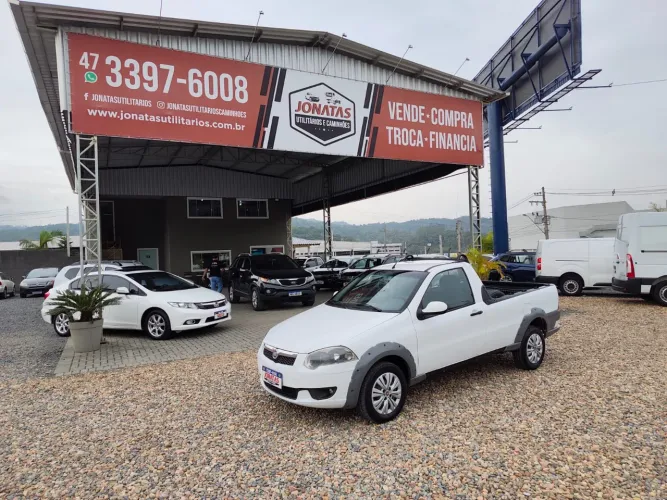 Fiat Strada Trekking 1.6 16V Flex CS 2013