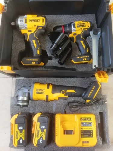 3 peças Dewalt Esmerilhadeira e Furadeira de Impacto e Chave de impacto 20 volt novas zero