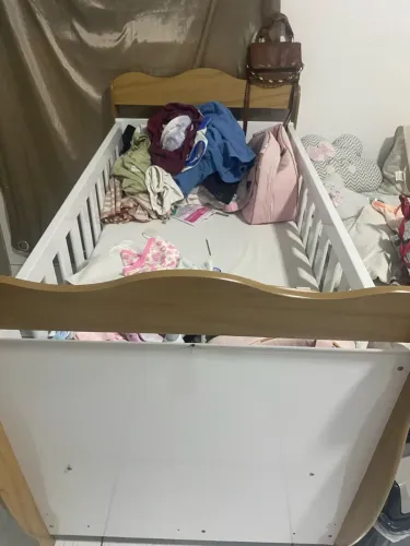 Berço 2 em 1 (caminha e berço) + colchão feito sob medida + acessórios de berço de menina