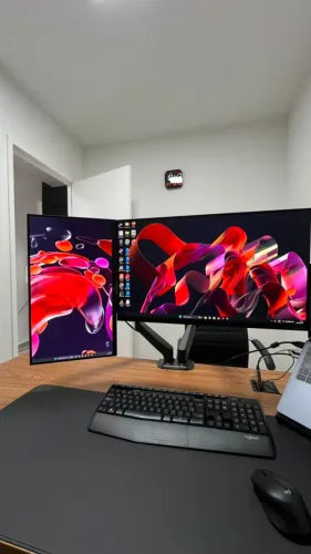 Kit 2 Monitores Samsung 27 + AOC Gamer 22 120Hz - R$750