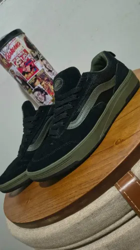 Tênis Vans Zahba (tamanho 40)