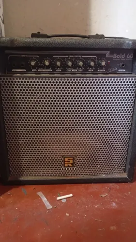 Caixa amplificada