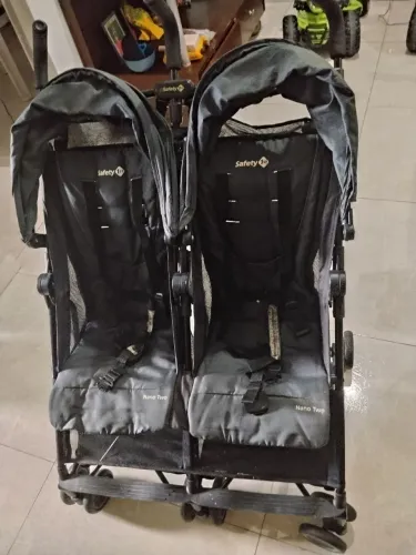 Carrinho de Bebê Safety 1st Nano Two - Preto com Cinza