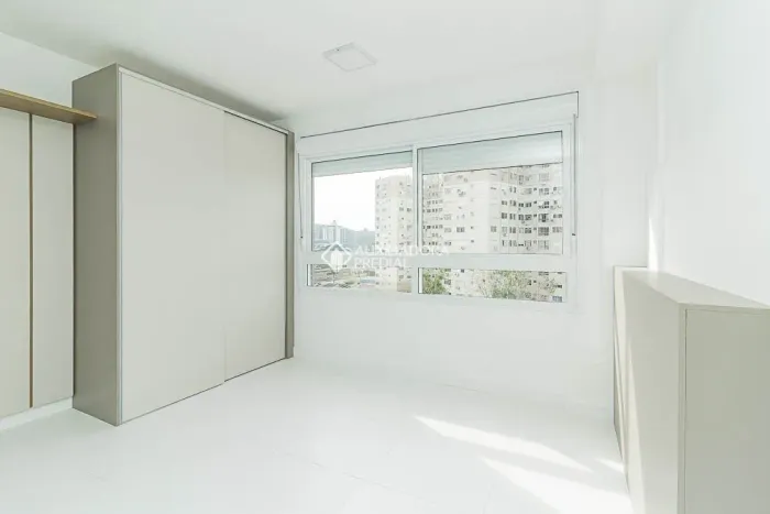 Apartamento mobiliado para alugar em Porto Alegre