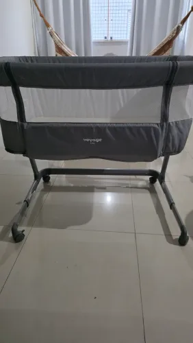 Desapego, fraldas e berço portátil