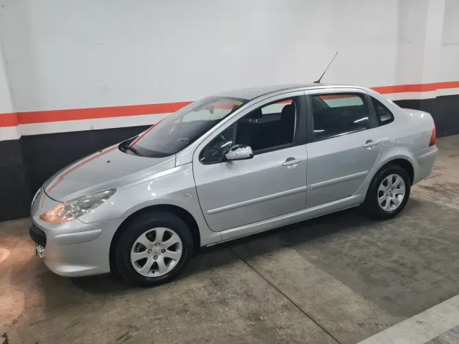 Peugeot 307 Sed.feline/griff 2.0/2.0 Flex 4P AUT 2007