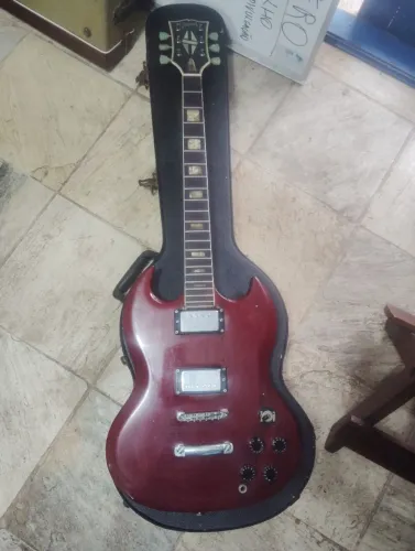 Guitarra Giannini Sg reformada década de 70