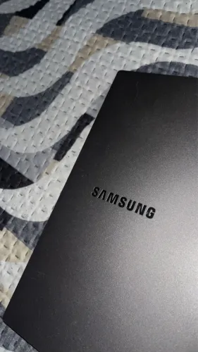 Notebook Samsung book E30