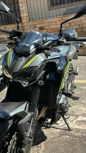 Kawasaki Z900 Impecável