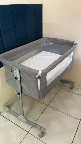 Berço Portátil Sleep 3 em 1 Moisés Co-bed Acopla na Cama Cinza Kababy/ Com Colchão 