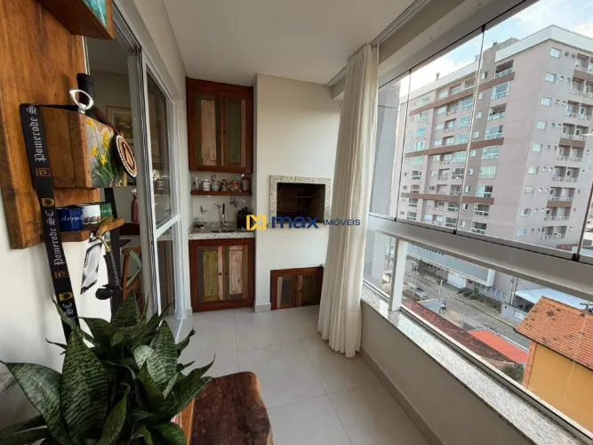 Venda: Apartamento Mobiliado 72m² 1 Suíte + 1 Dormitório, Centro, Navegantes.