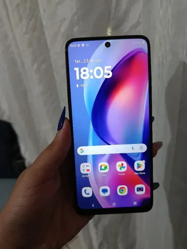 Celular motog05