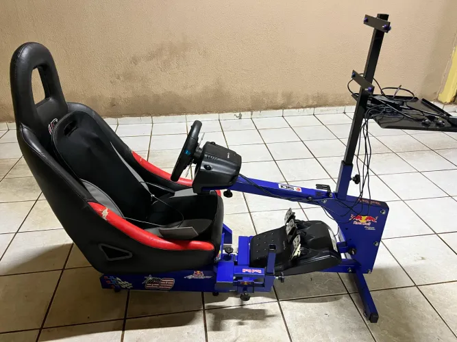 cockpit redbull com volante logitech
