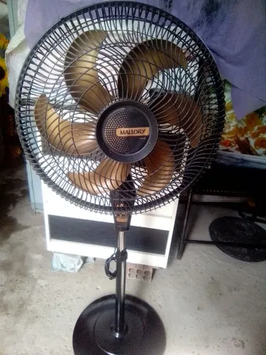 Vendo este ventilador com garantia 