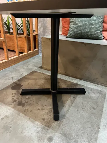 Mesa quadrada